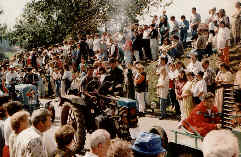 Festumzug mit Oldtimern